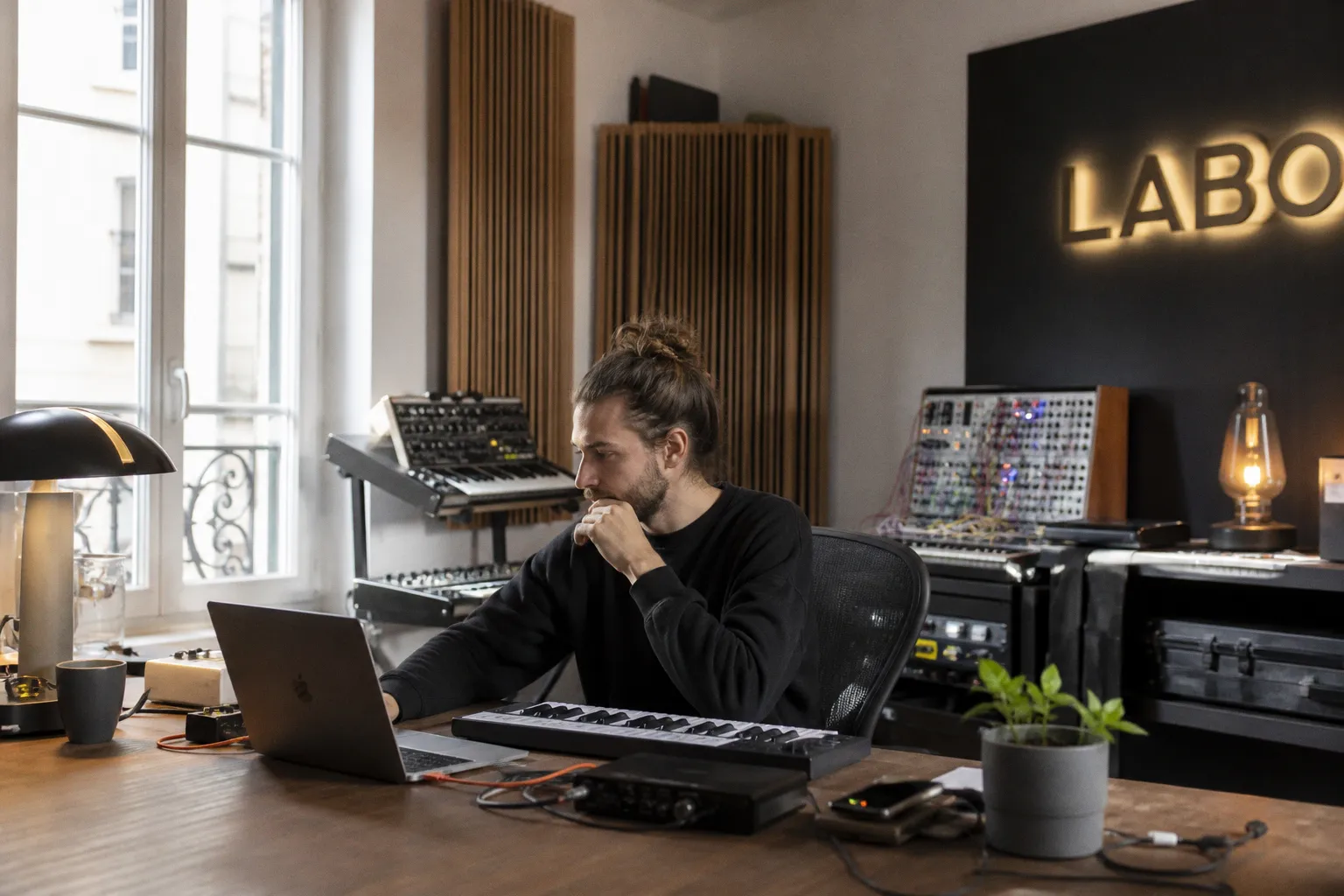Musique électronique et intelligence artificielle : le nouveau modèle économique