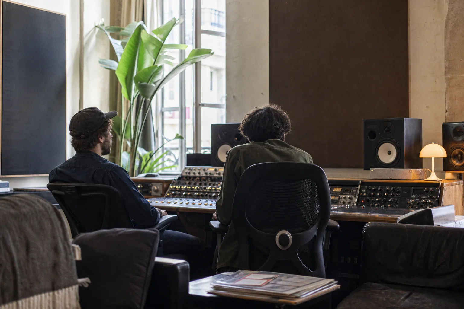 Musique générée par IA : le nouveau label français face au défi de la transparence