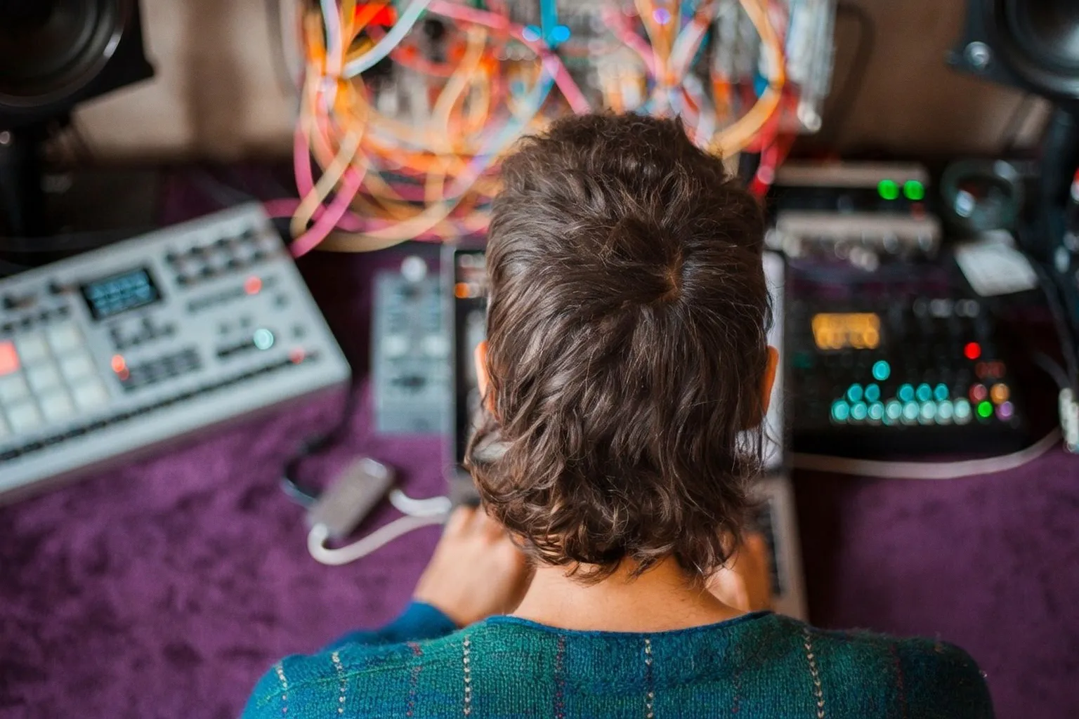 Production musicale : pourquoi il est temps de briser les mythes qui freinent votre créativité
